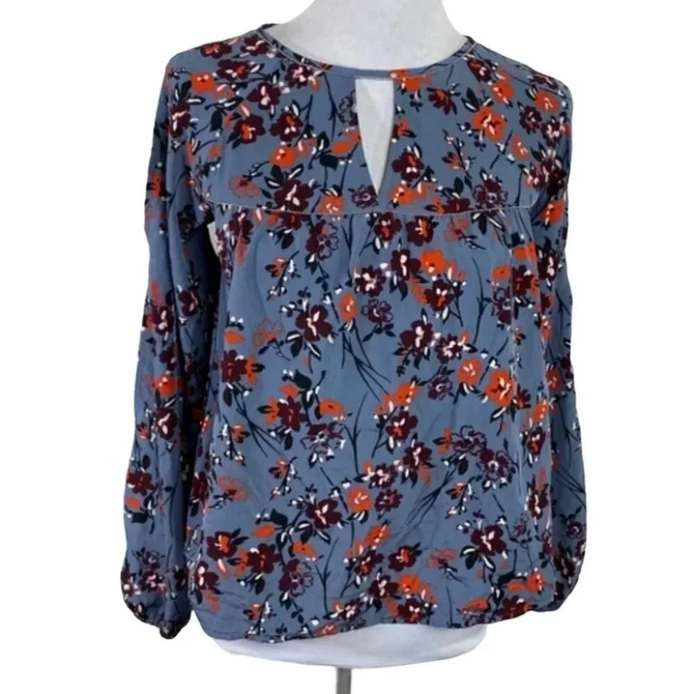 Abercrombie & Fitch XS blue floral slit long sleeve top blouse whimsical